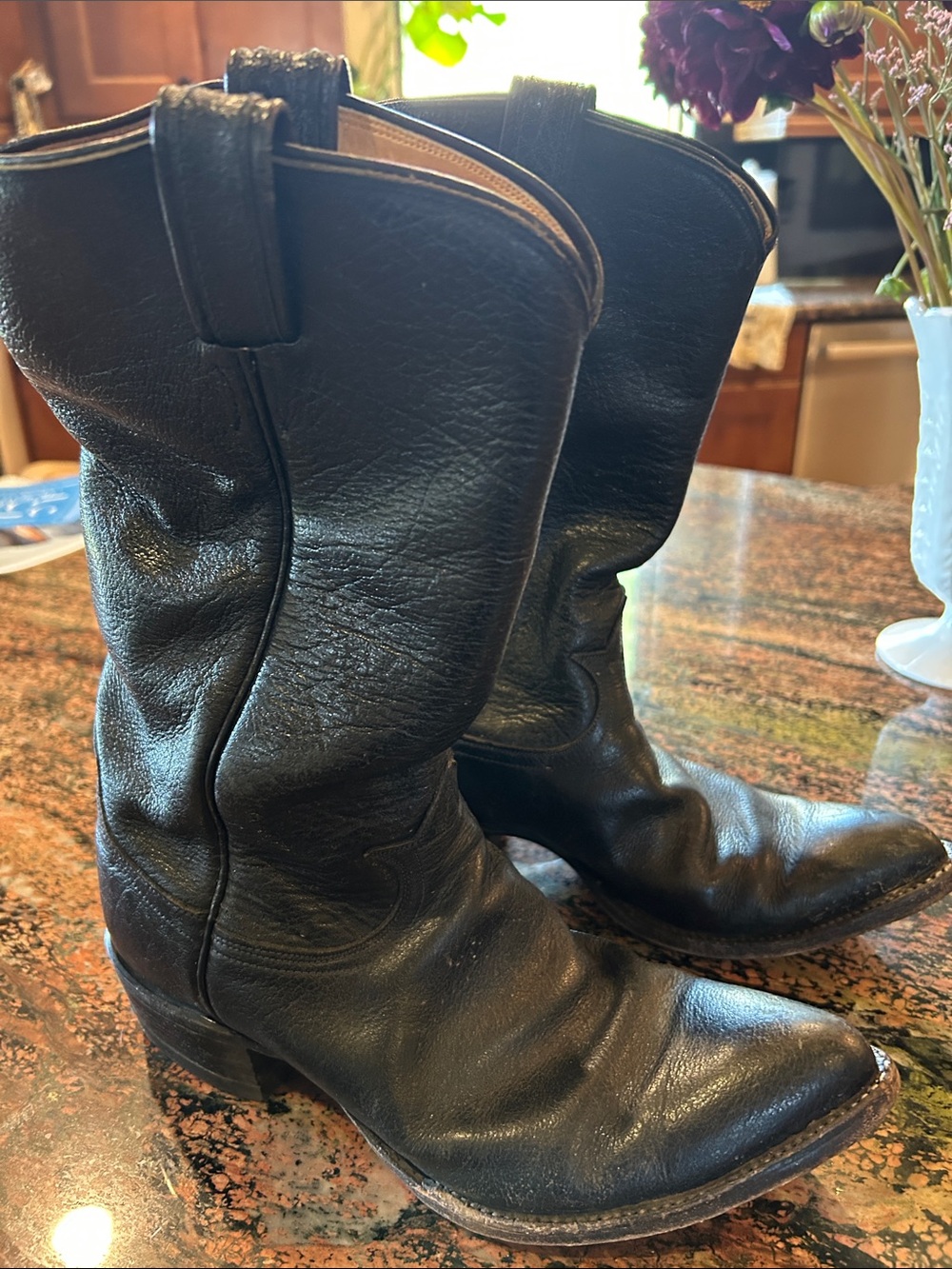 True vintage Tony Lama Black Leather Cowboy Boots 8.5D western boho designer